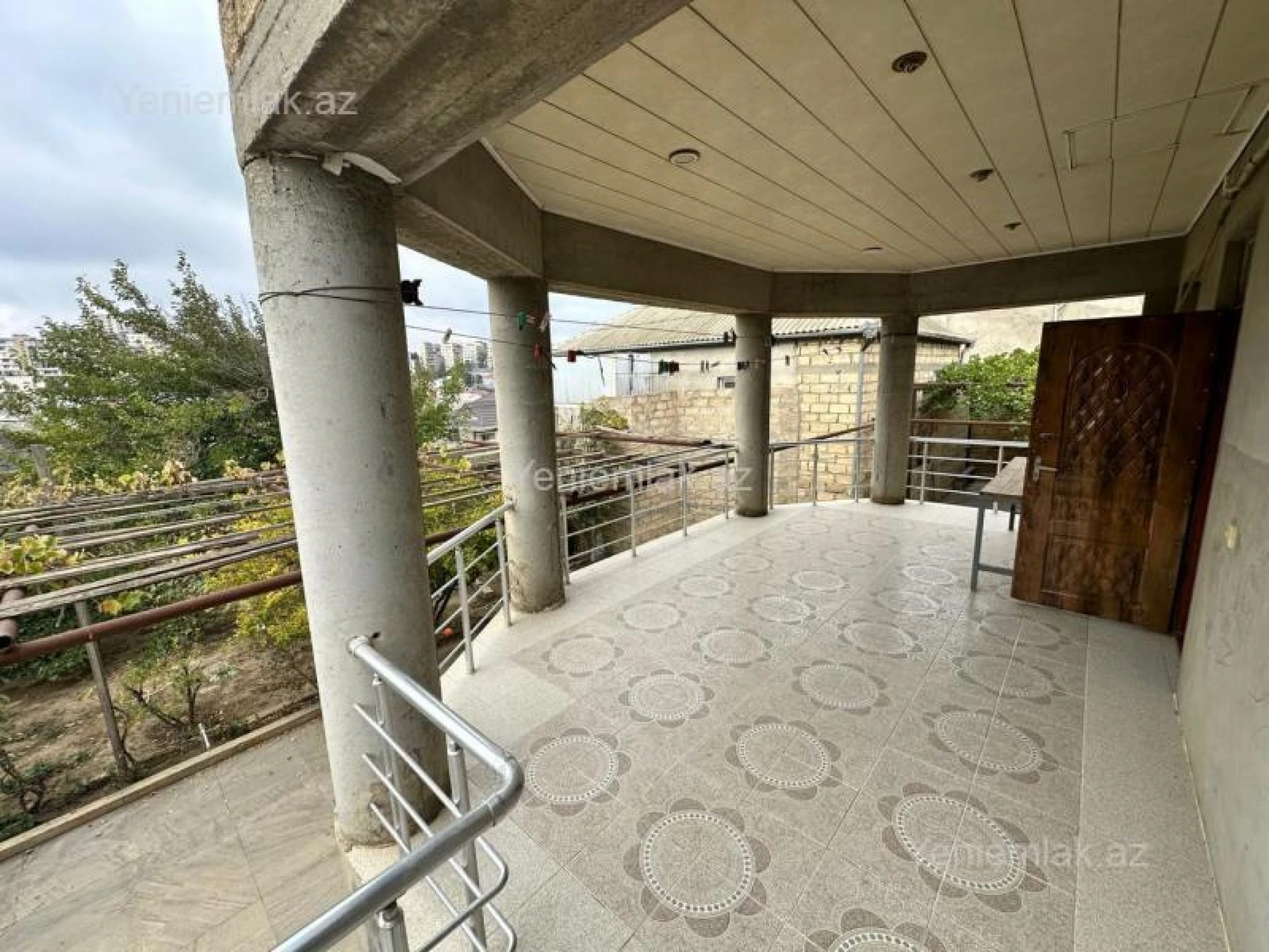 Satılır 4 otaqlı həyət evi 160 m²