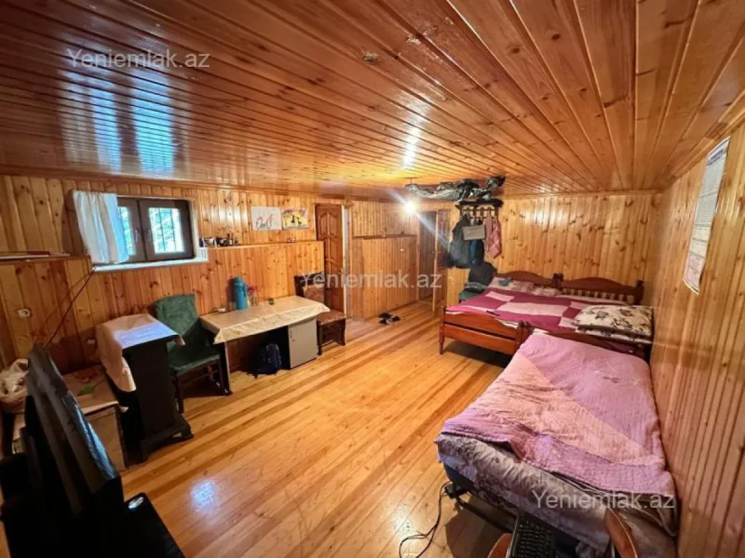 Satılır 4 otaqlı həyət evi 160 m²