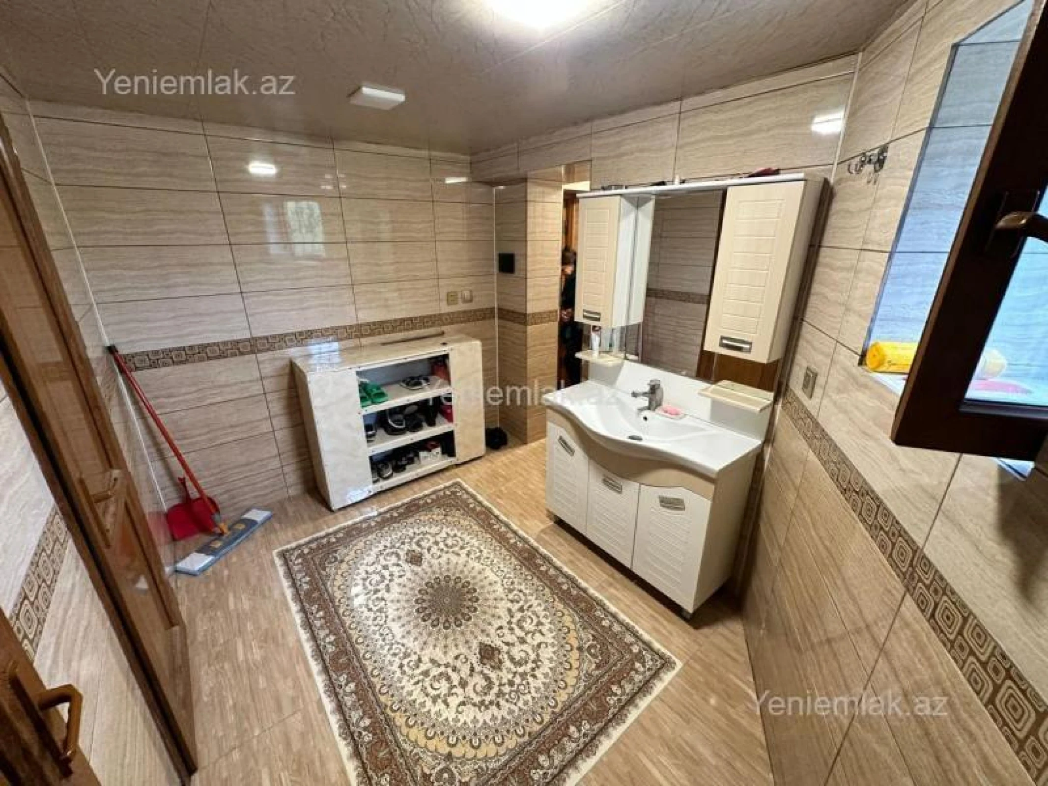 Satılır 4 otaqlı həyət evi 160 m²