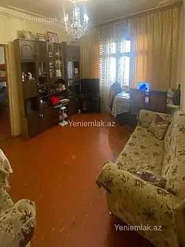 Satılır 4 otaqlı köhnə tikili 90 m² — Sumqayıt, 8-ci mikrorayon 4 otaq 90.00 m²