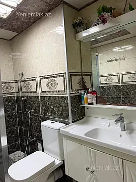 Satılır 3 otaqlı yeni tikili 100 m²