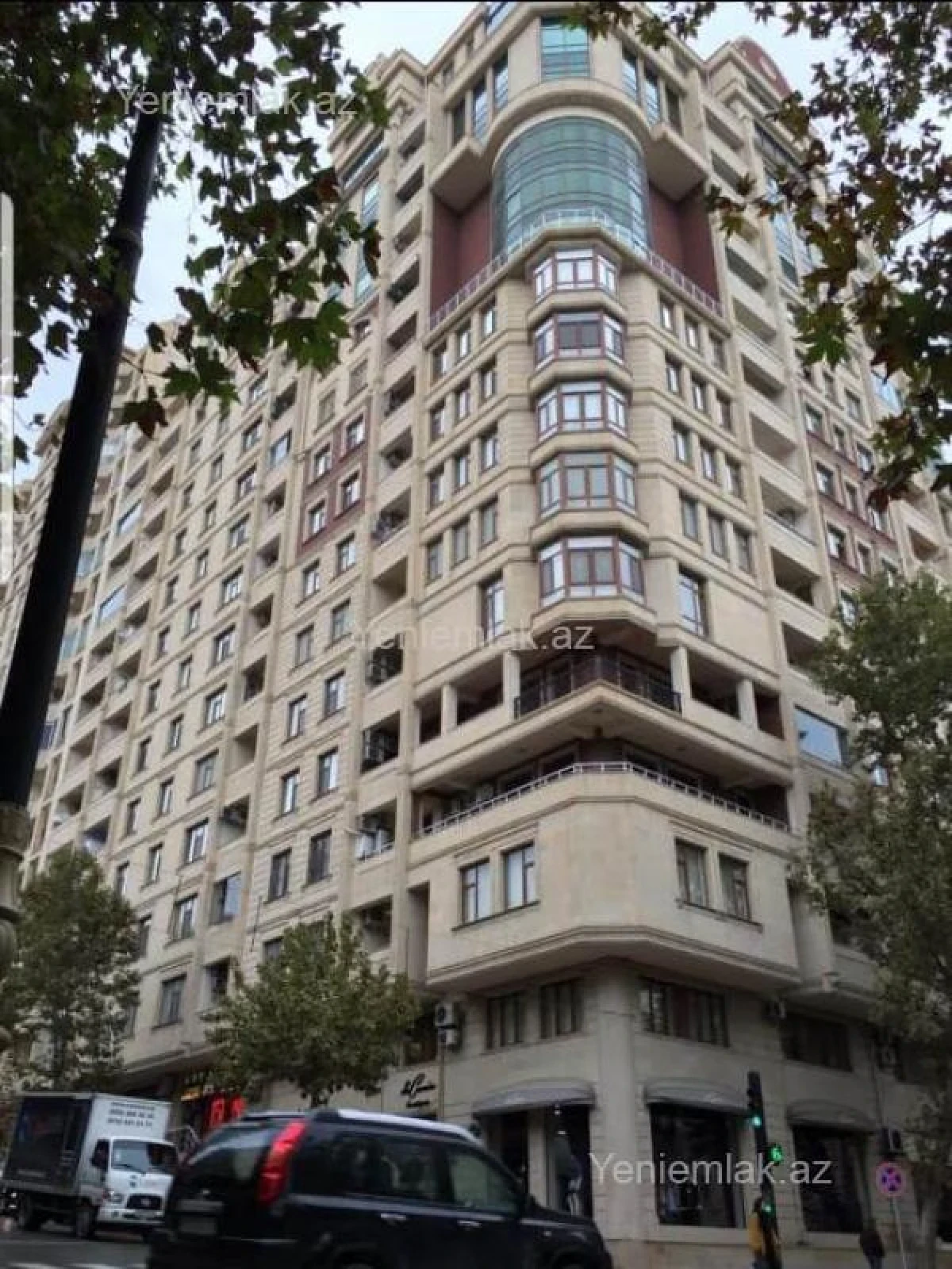 Satılır 4 otaqlı yeni tikili 231.5 m²