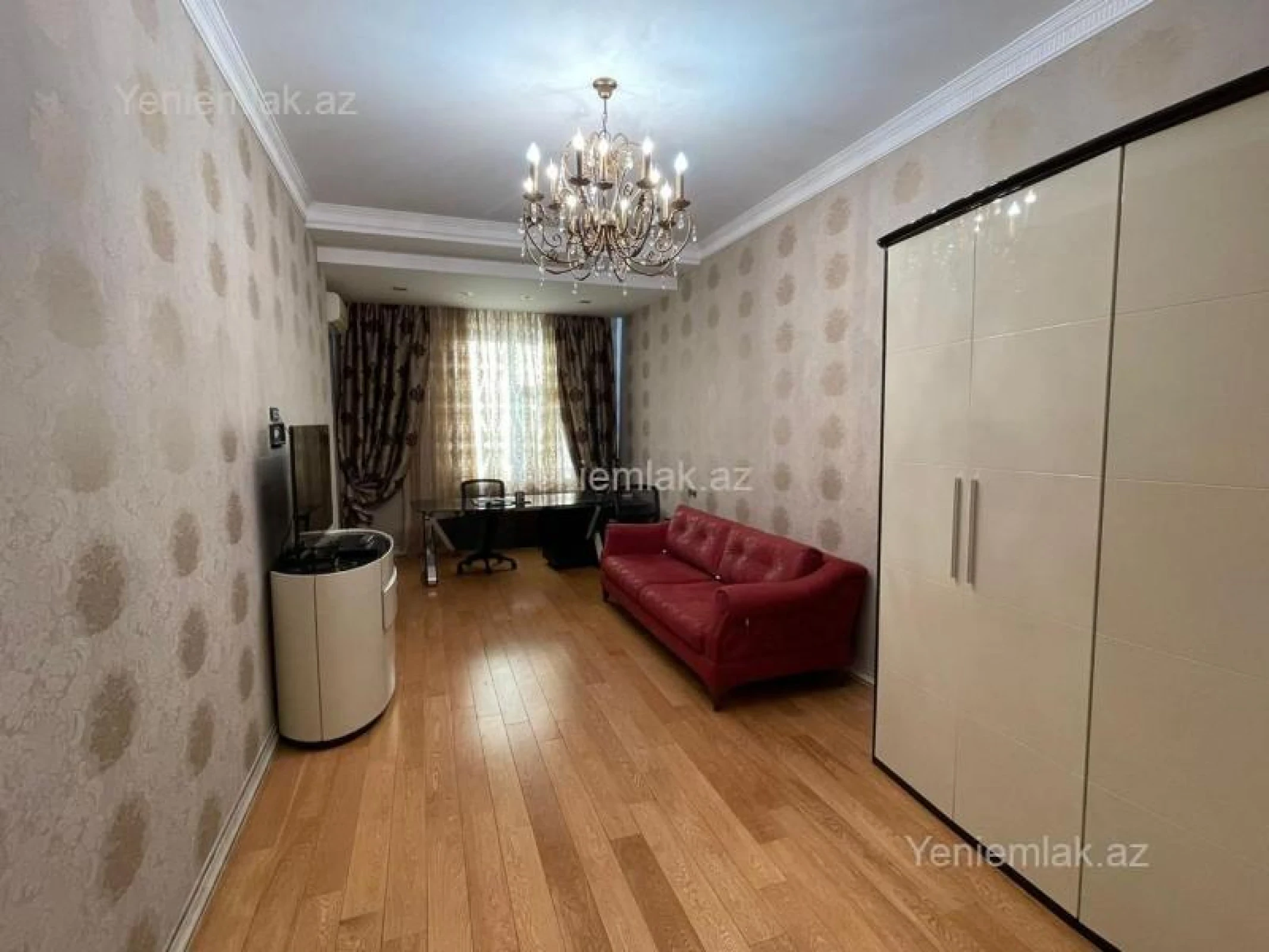 Satılır 4 otaqlı yeni tikili 231.5 m²