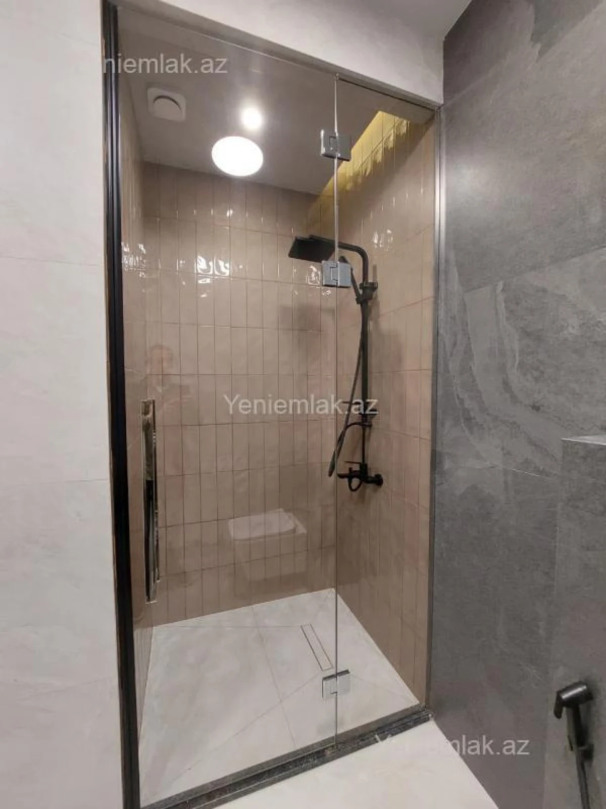Satılır 3 otaqlı yeni tikili 148 m²