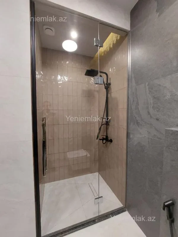 Satılır 3 otaqlı yeni tikili 148 m²