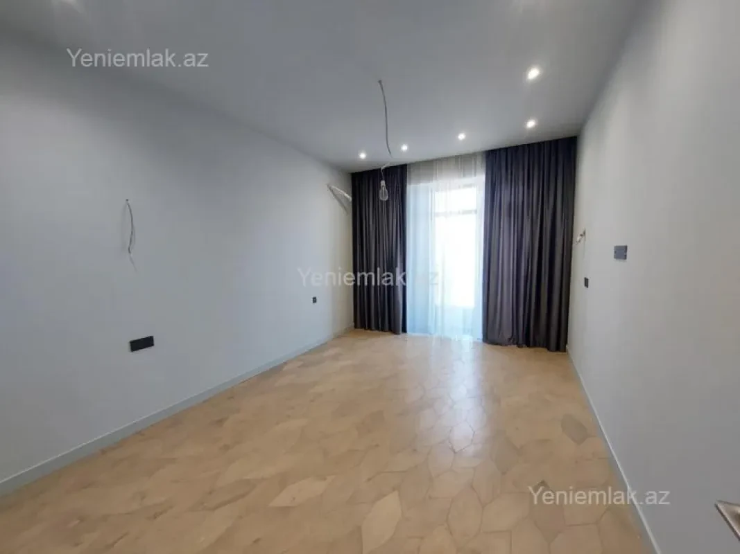 Satılır 3 otaqlı yeni tikili 148 m²