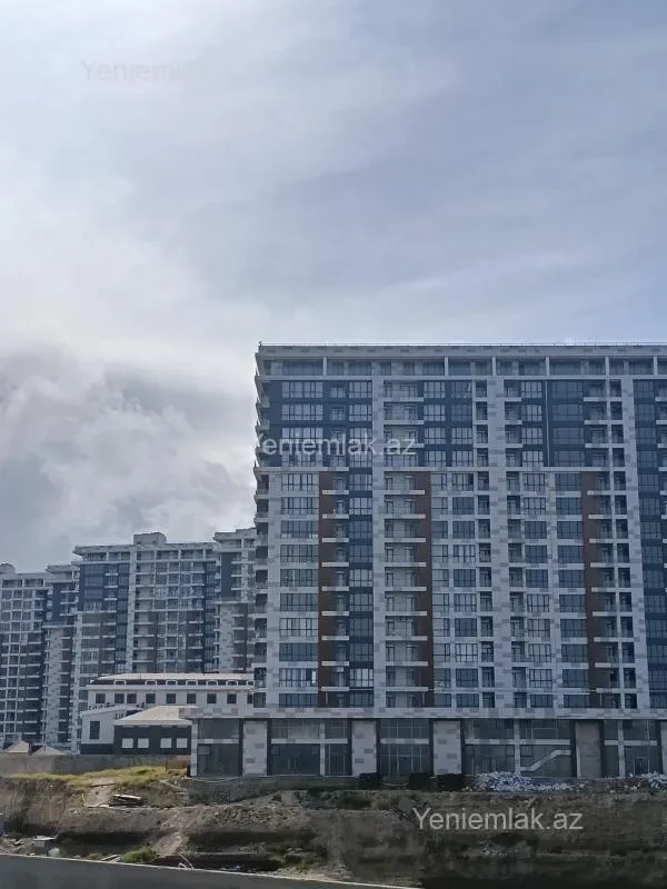 Satılır 2 otaqlı yeni tikili 108.4 m²