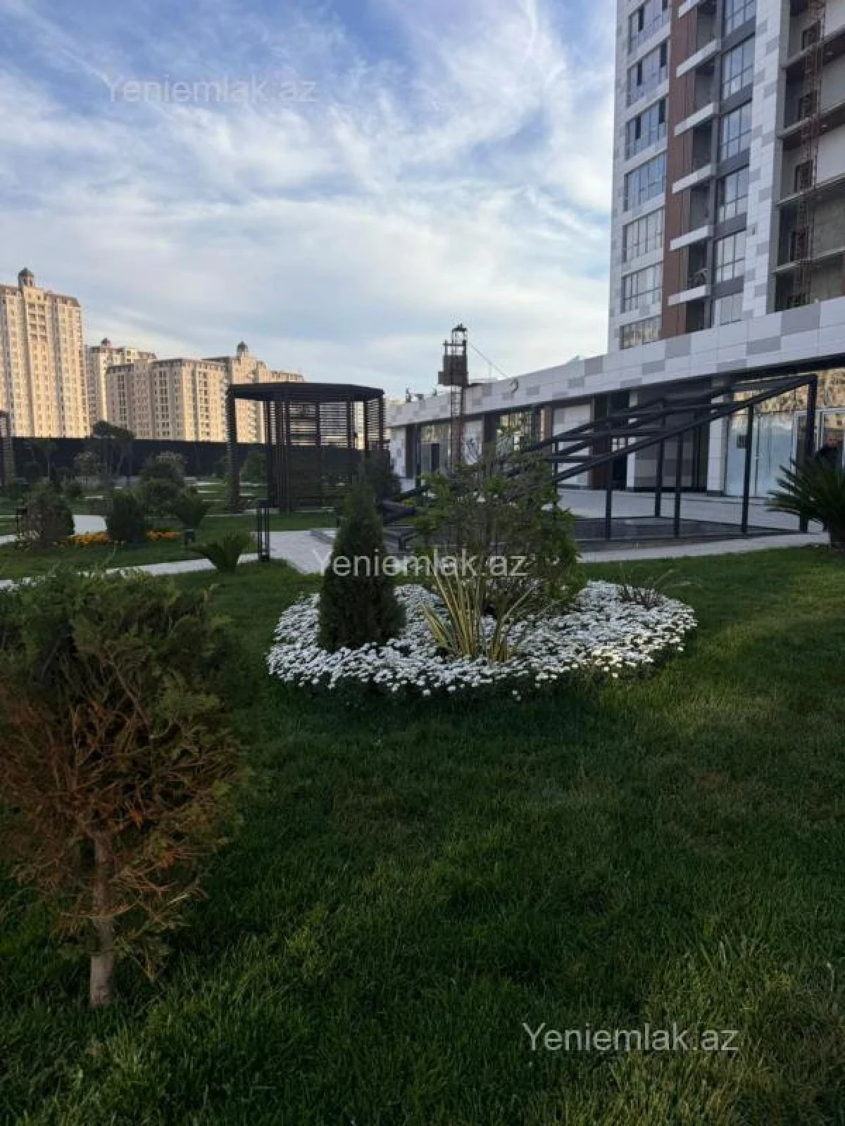 Satılır 2 otaqlı yeni tikili 108.4 m²
