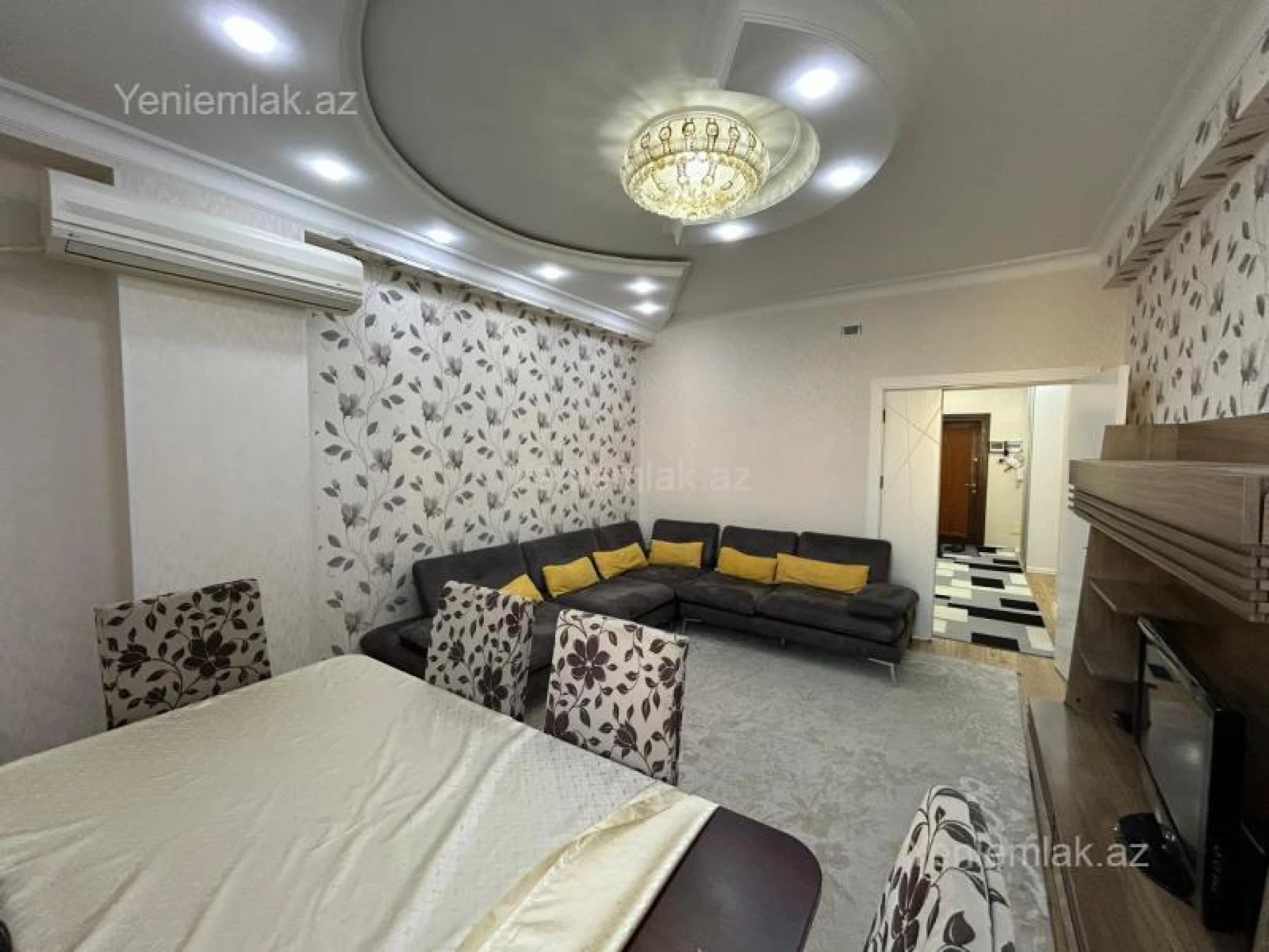 Satılır 3 otaqlı yeni tikili 110 m²