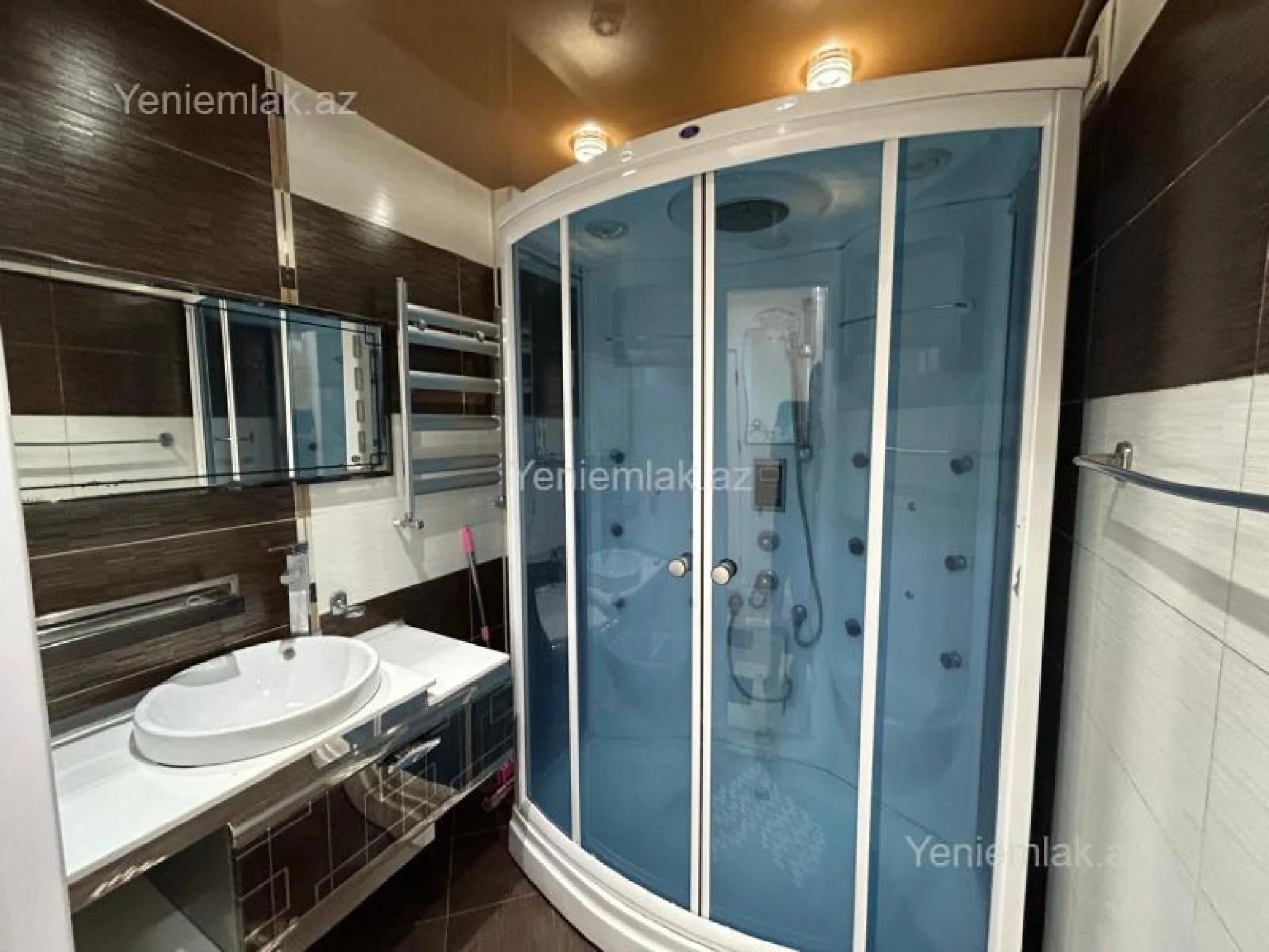 Satılır 3 otaqlı yeni tikili 110 m²