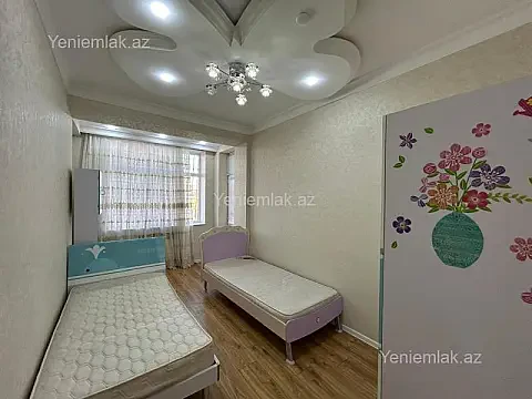 Satılır 3 otaqlı yeni tikili 110 m²