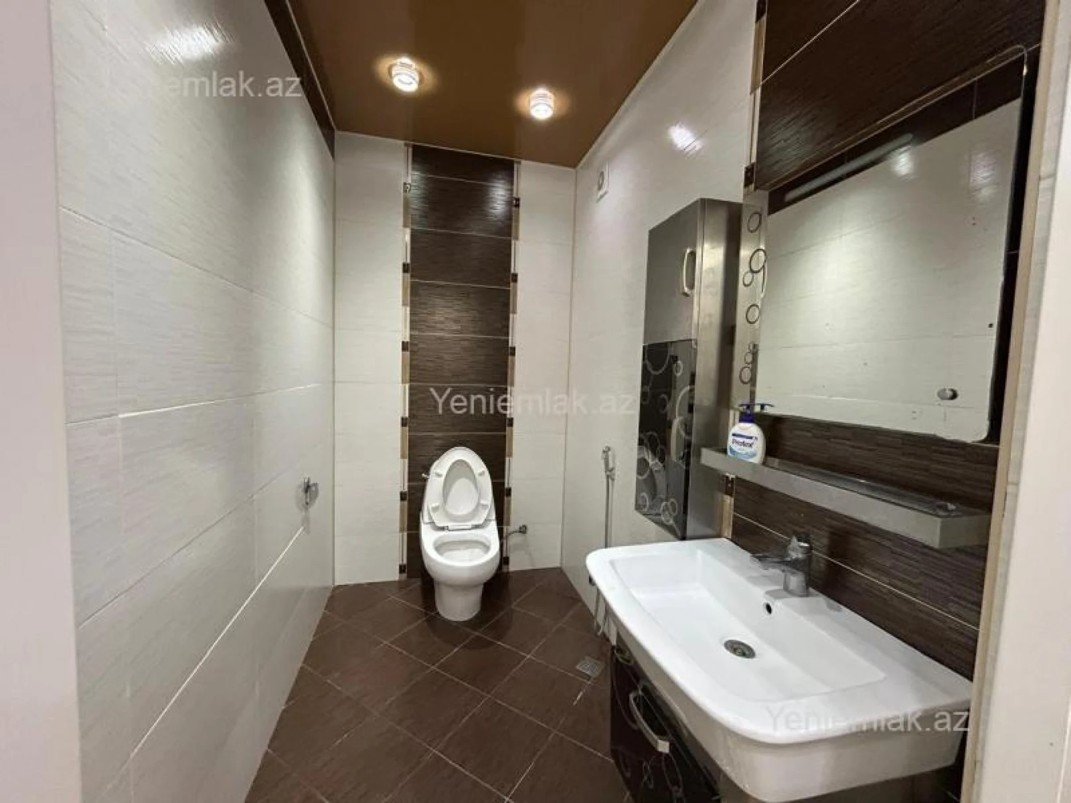 Satılır 3 otaqlı yeni tikili 110 m²