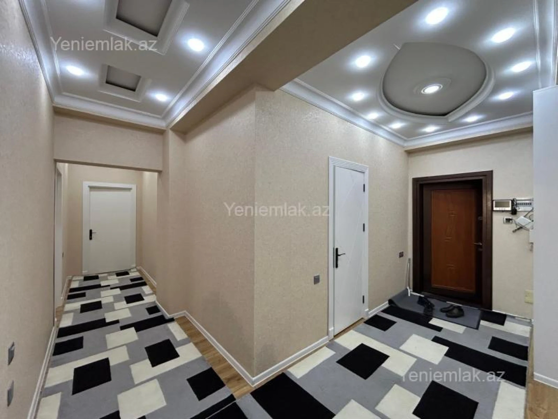 Satılır 3 otaqlı yeni tikili 110 m²