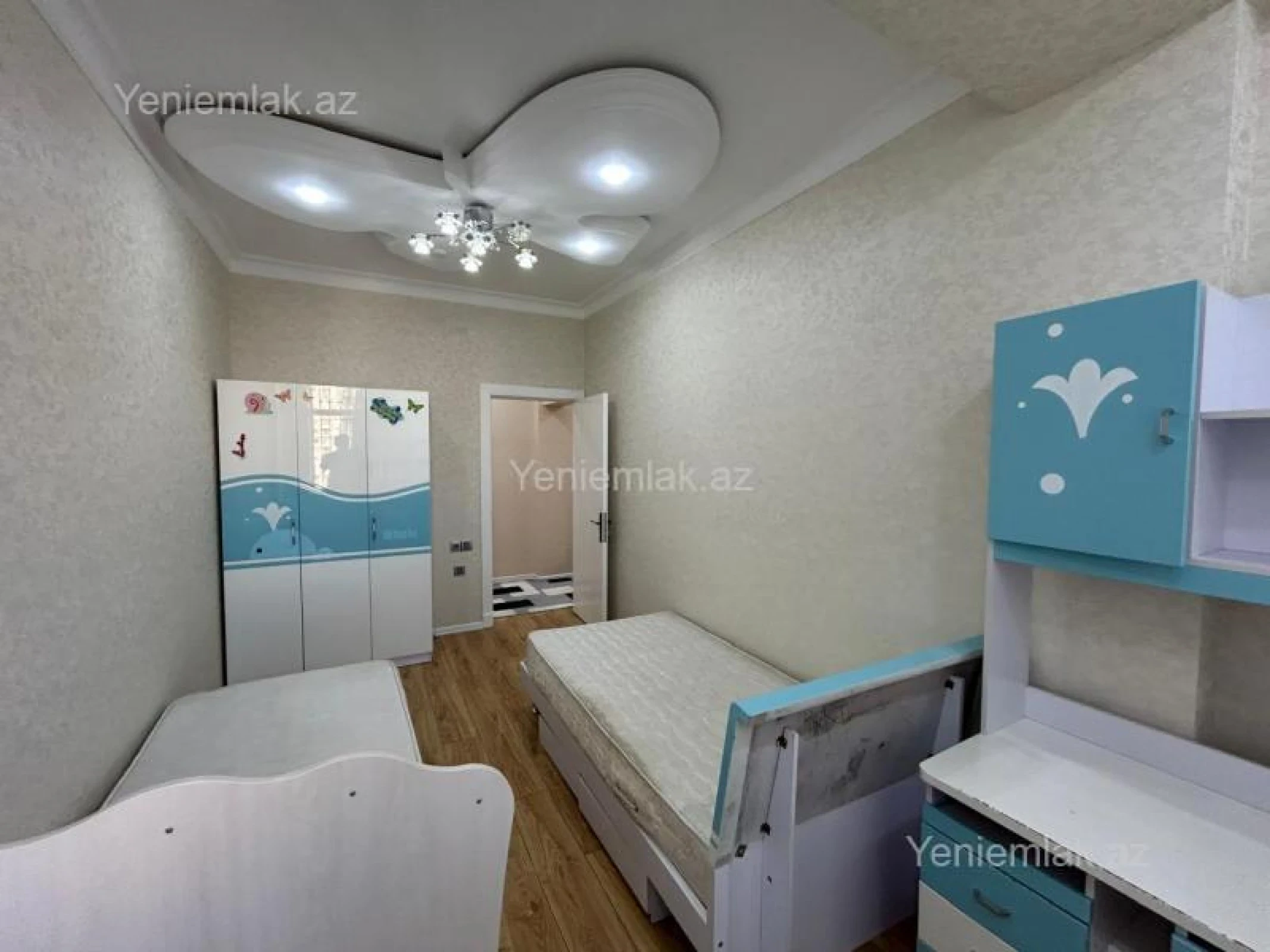 Satılır 3 otaqlı yeni tikili 110 m²