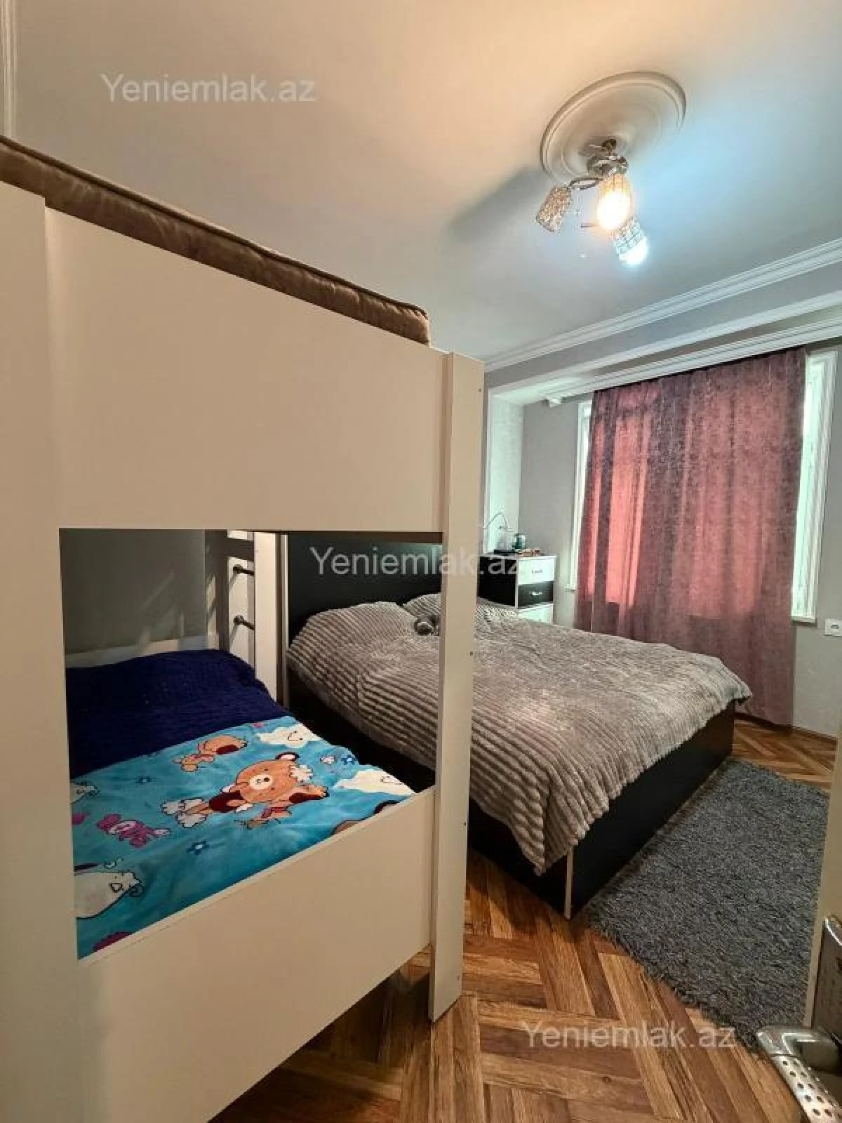 Satılır 3 otaqlı köhnə tikili 78 m²