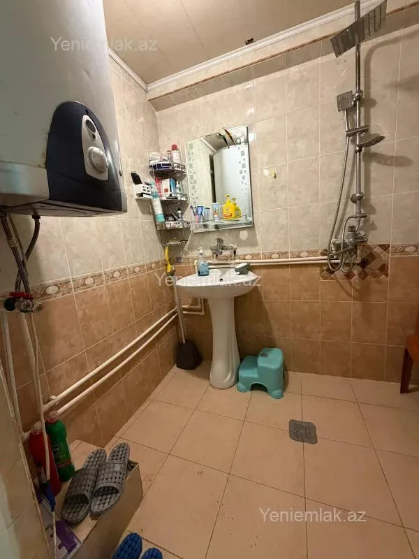 Satılır 3 otaqlı köhnə tikili 78 m²
