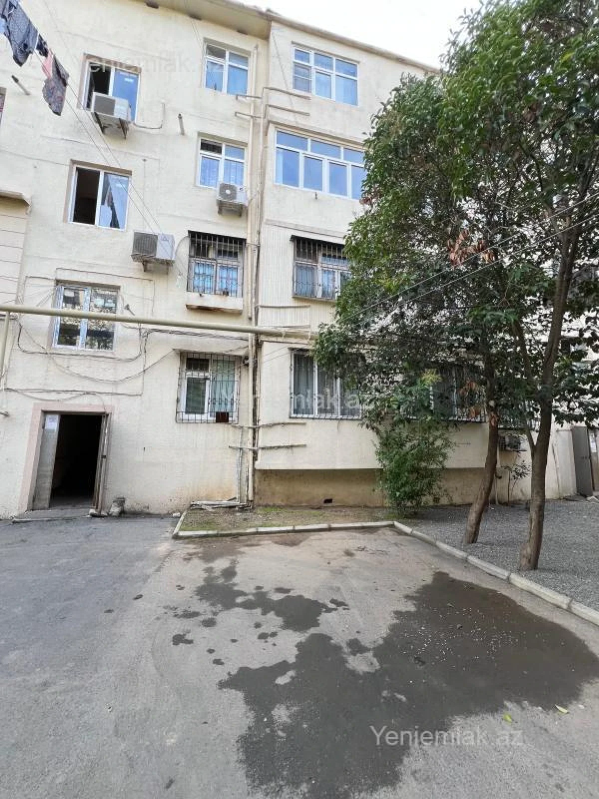 Satılır 3 otaqlı köhnə tikili 70 m²