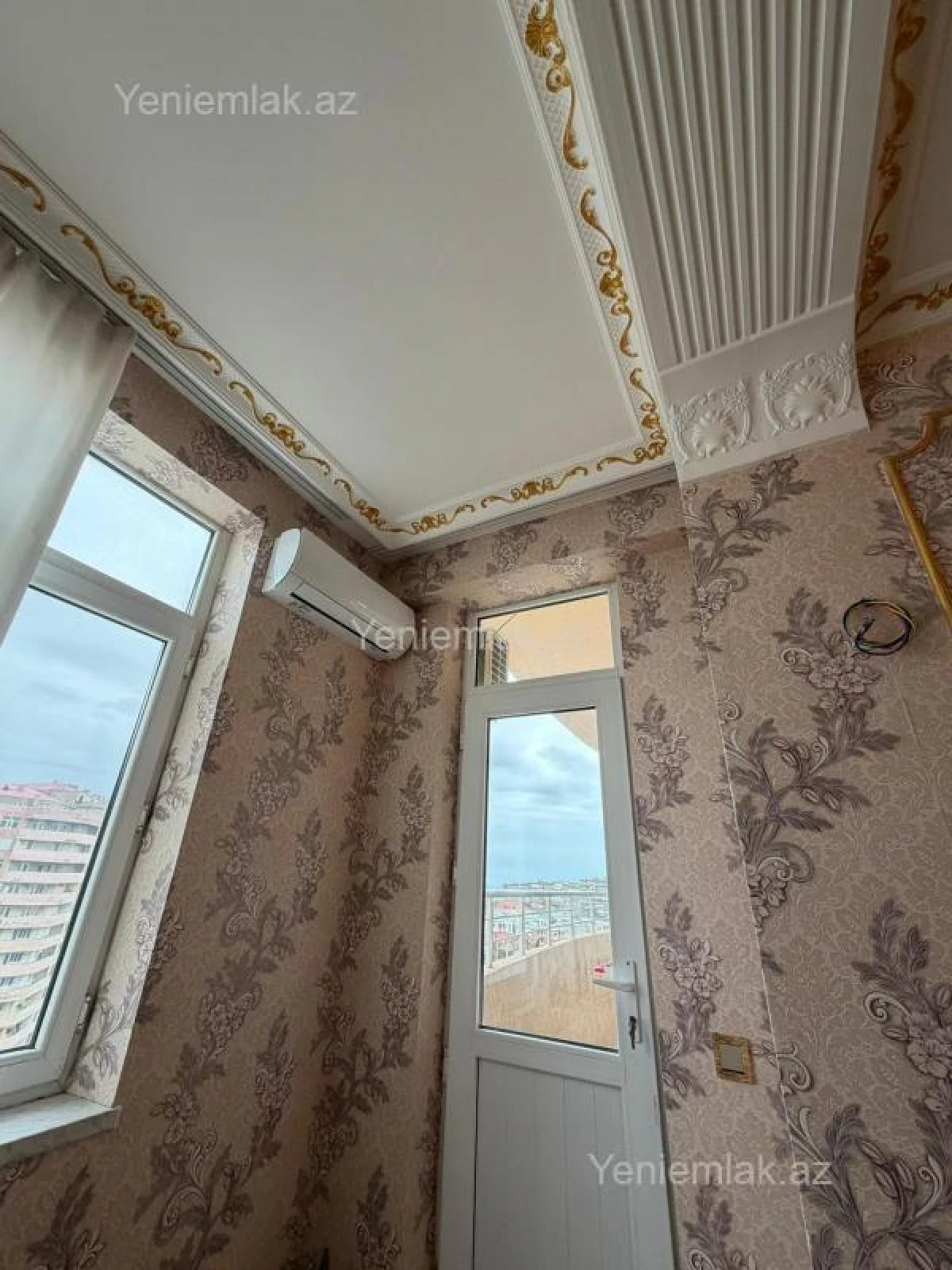 Satılır 3 otaqlı yeni tikili 93 m²