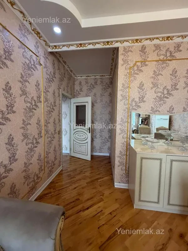 Satılır 3 otaqlı yeni tikili 93 m²