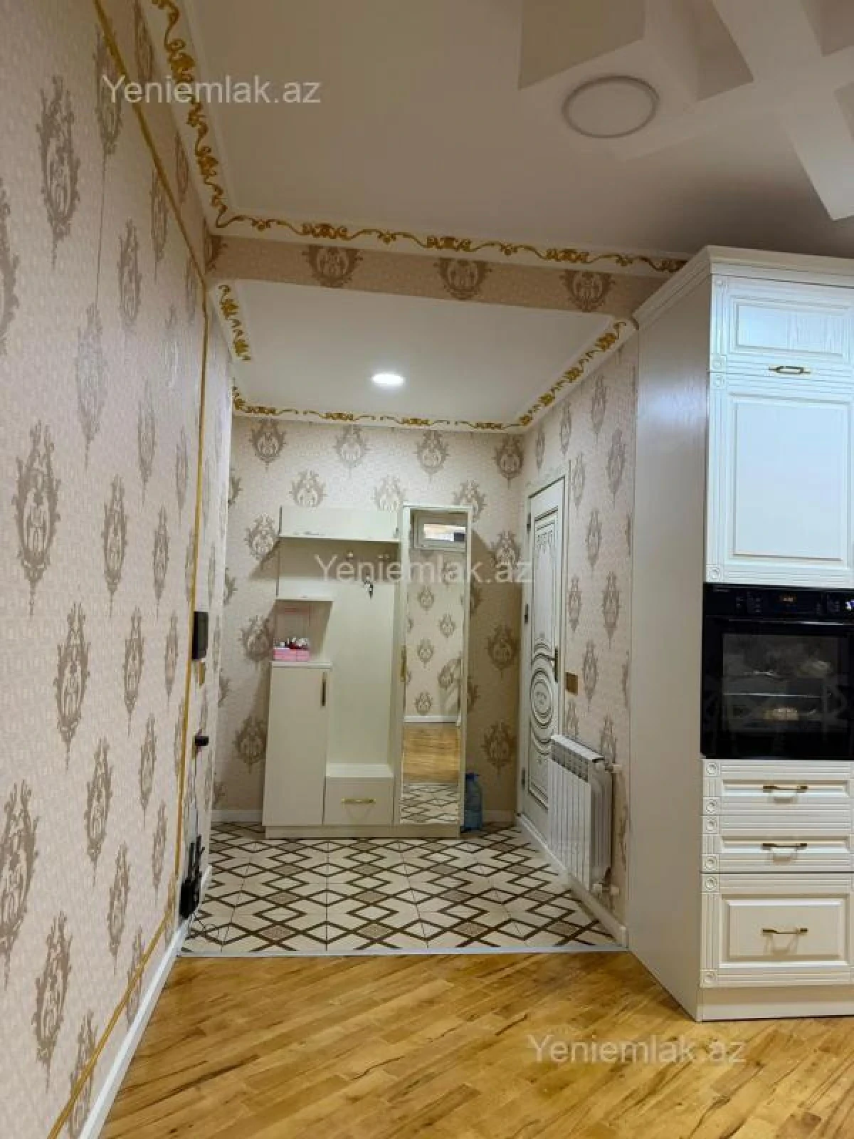Satılır 3 otaqlı yeni tikili 93 m²