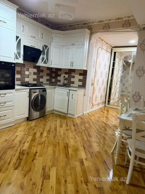 Satılır 3 otaqlı yeni tikili 93 m²