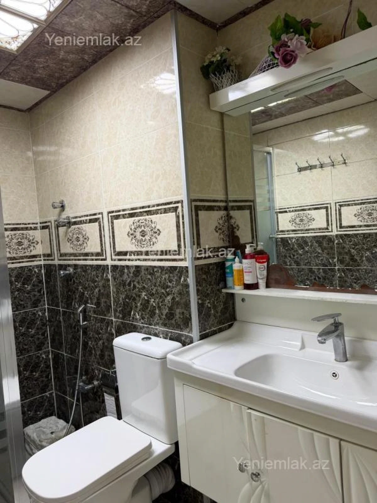 Satılır 3 otaqlı yeni tikili 93 m²