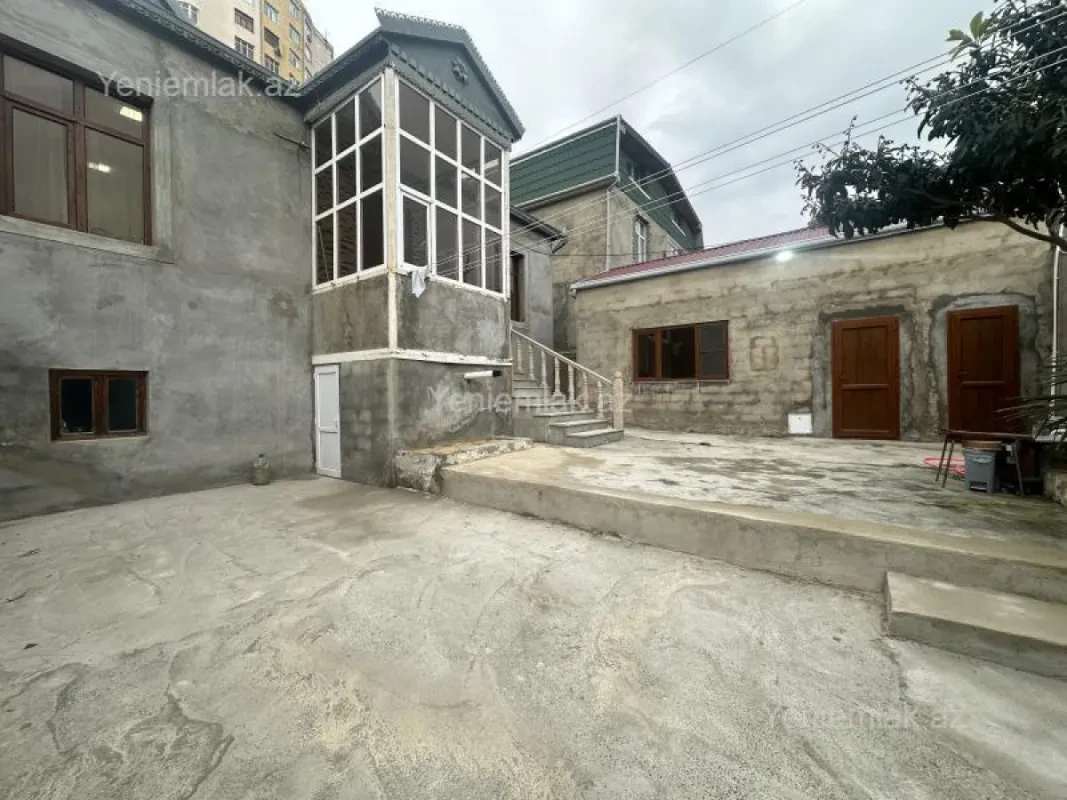 Satılır 4 otaqlı həyət evi 120 m²