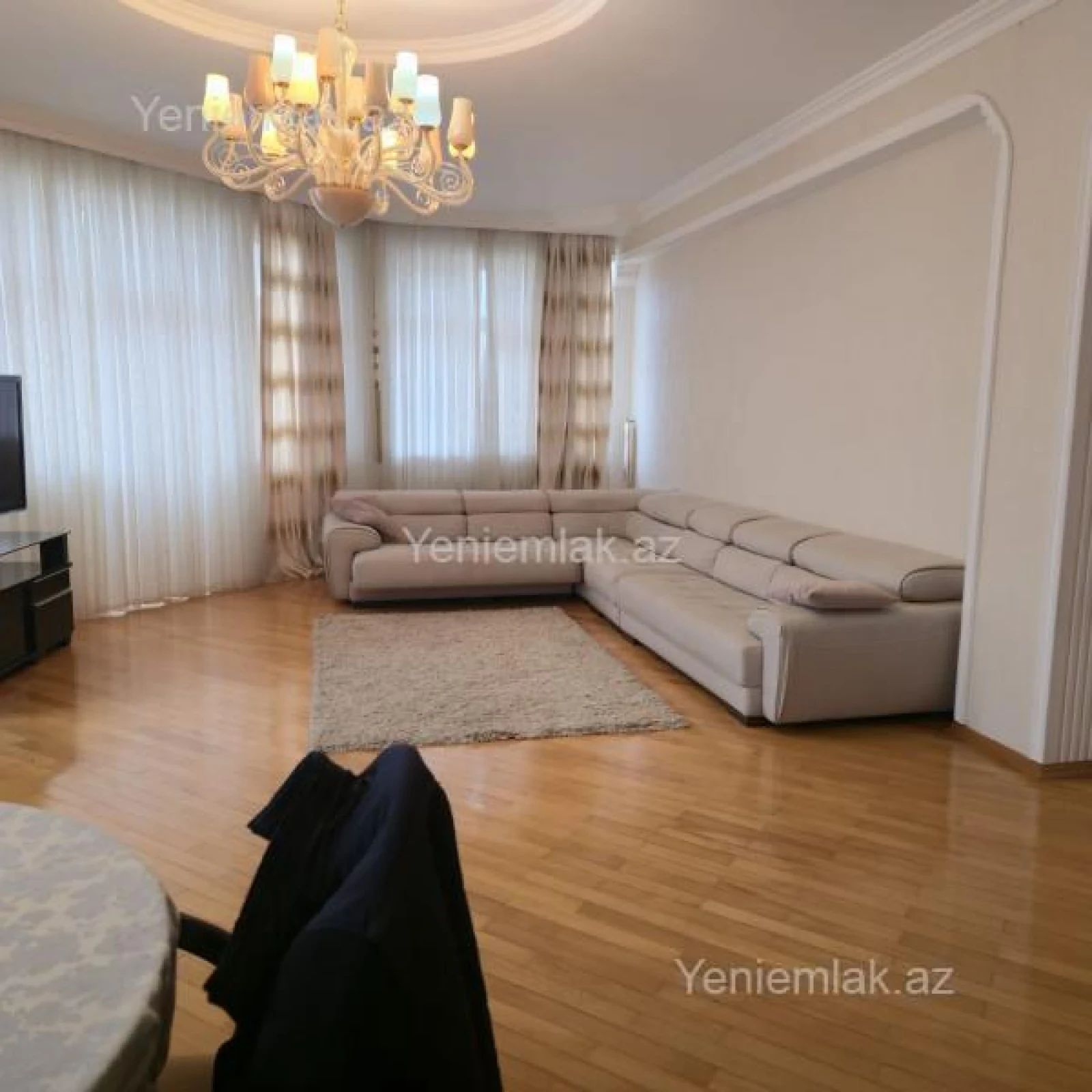 Satılır 3 otaqlı yeni tikili 153 m²