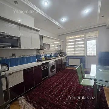 Satılır 3 otaqlı yeni tikili 153 m²