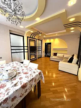 Satılır 3 otaqlı yeni tikili 125 m²