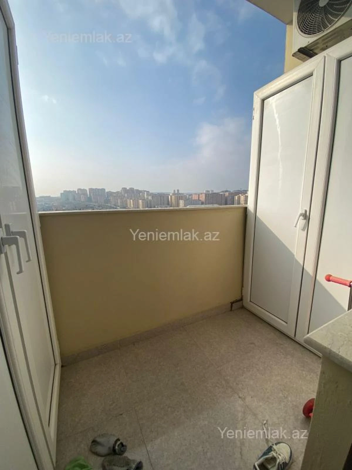 Satılır 3 otaqlı yeni tikili 100 m²