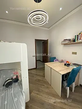 Satılır 3 otaqlı yeni tikili 100 m²