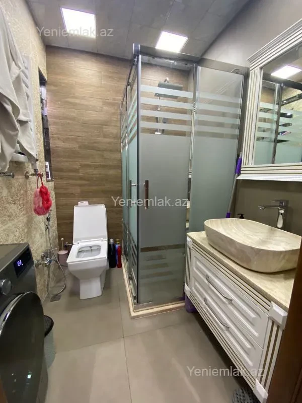 Satılır 3 otaqlı yeni tikili 100 m²