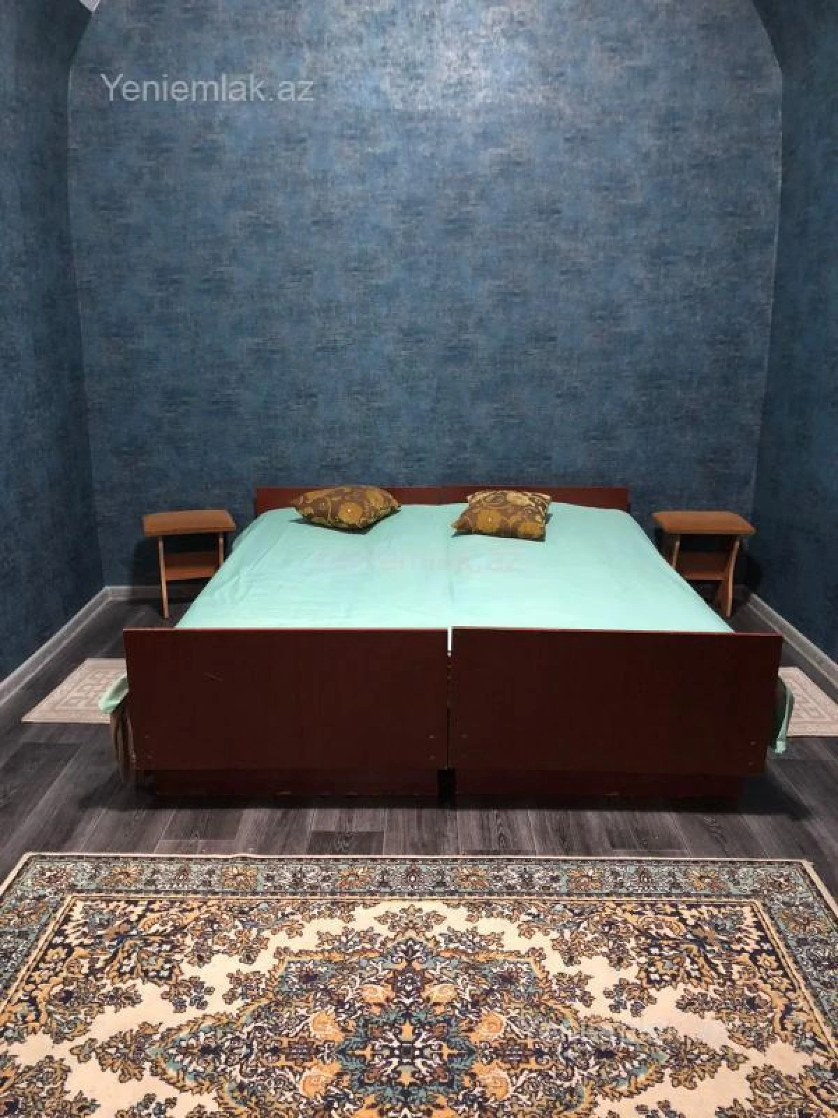 Satılır 2 otaqlı köhnə tikili 70 m²