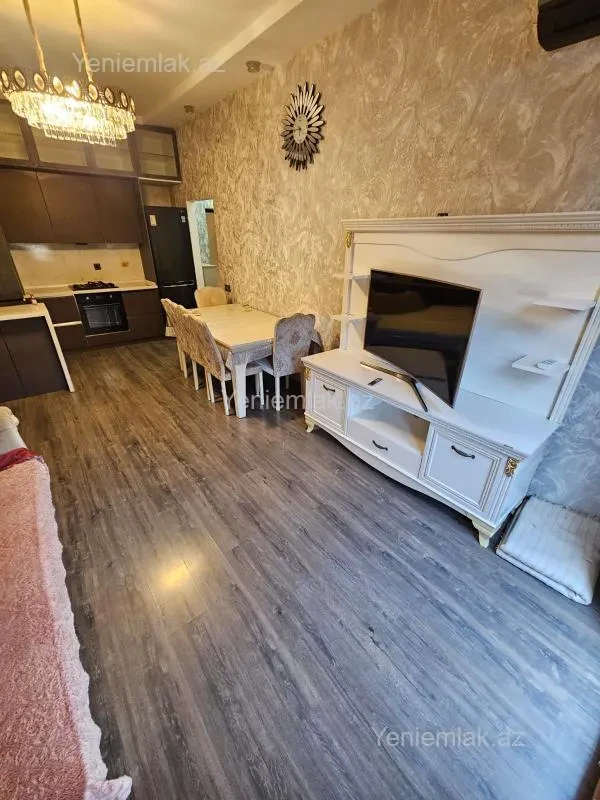 Satılır 2 otaqlı yeni tikili 50 m²