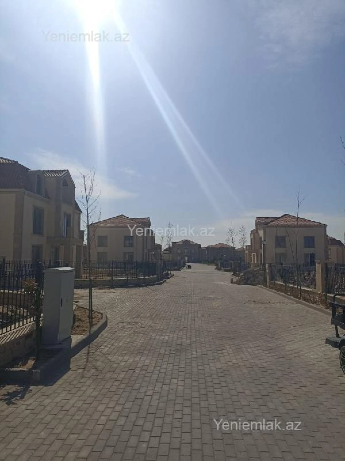 Satılır 4 otaqlı həyət evi 290 m²