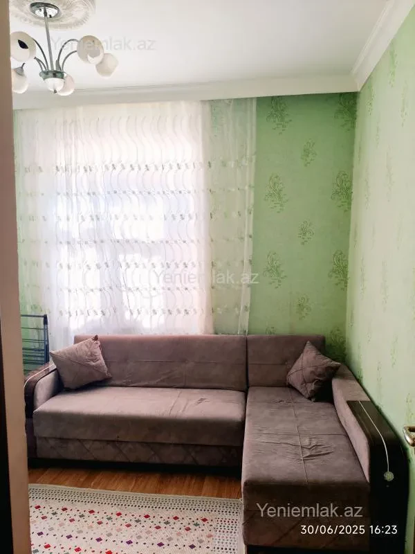Satılır 4 otaqlı həyət evi 125 m²