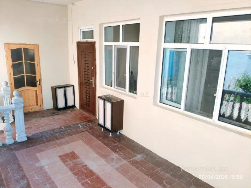 Satılır 4 otaqlı həyət evi 125 m²