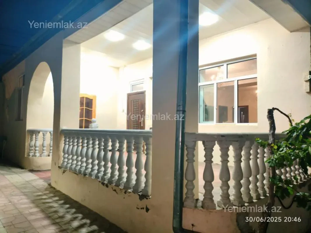 Satılır 4 otaqlı həyət evi 125 m²