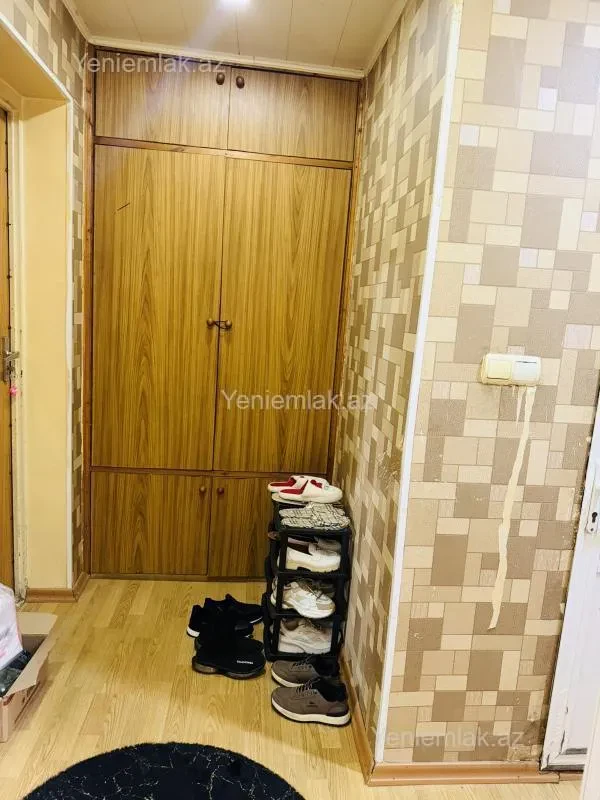 Satılır 2 otaqlı köhnə tikili 50 m²