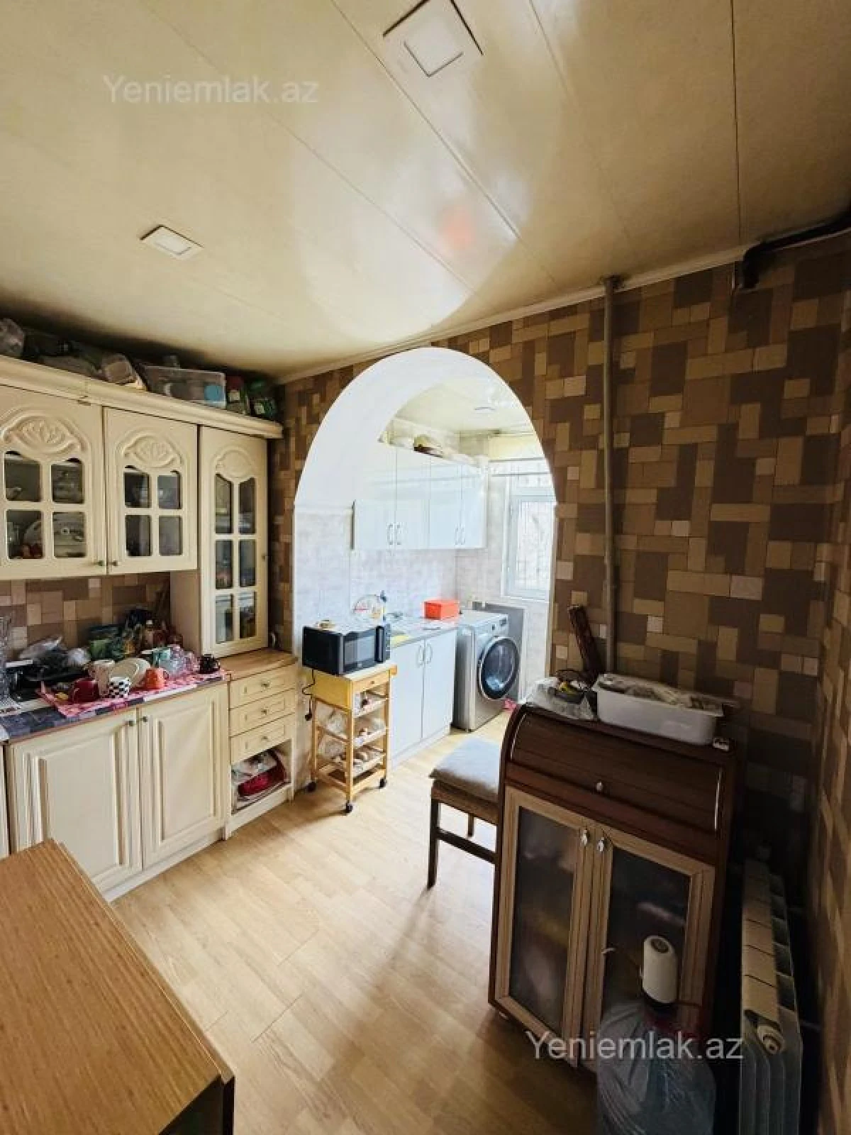 Satılır 2 otaqlı köhnə tikili 50 m²