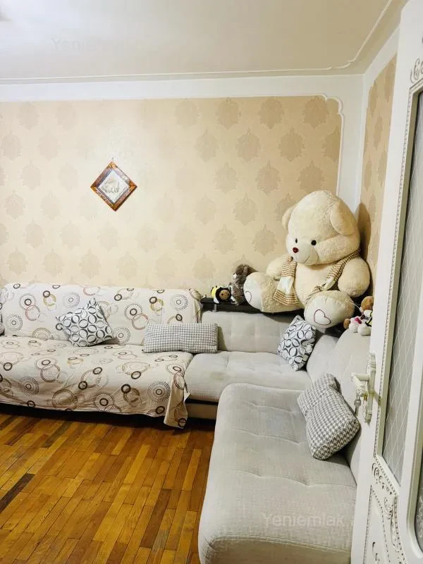 Satılır 2 otaqlı köhnə tikili 50 m²