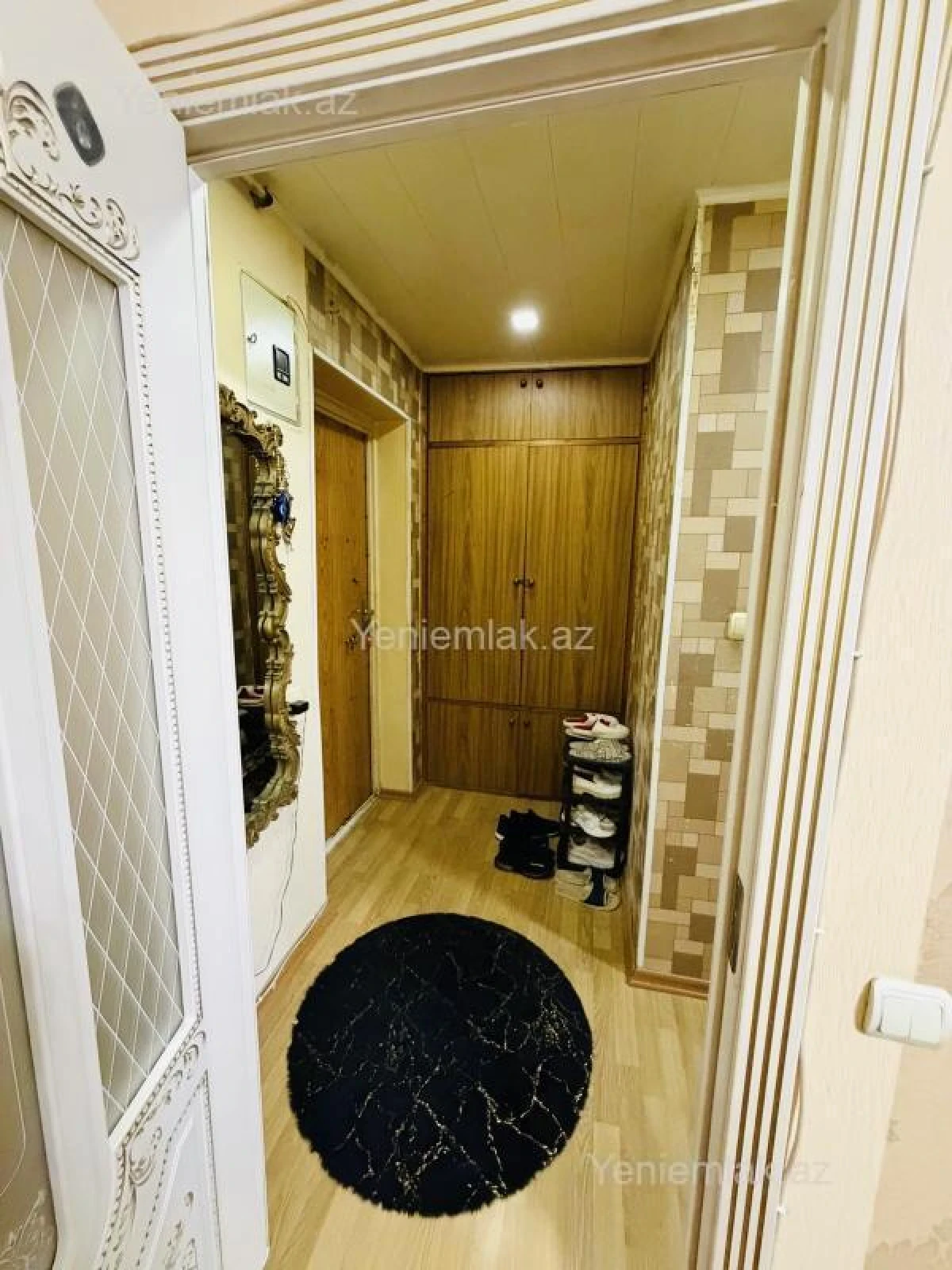 Satılır 2 otaqlı köhnə tikili 50 m²