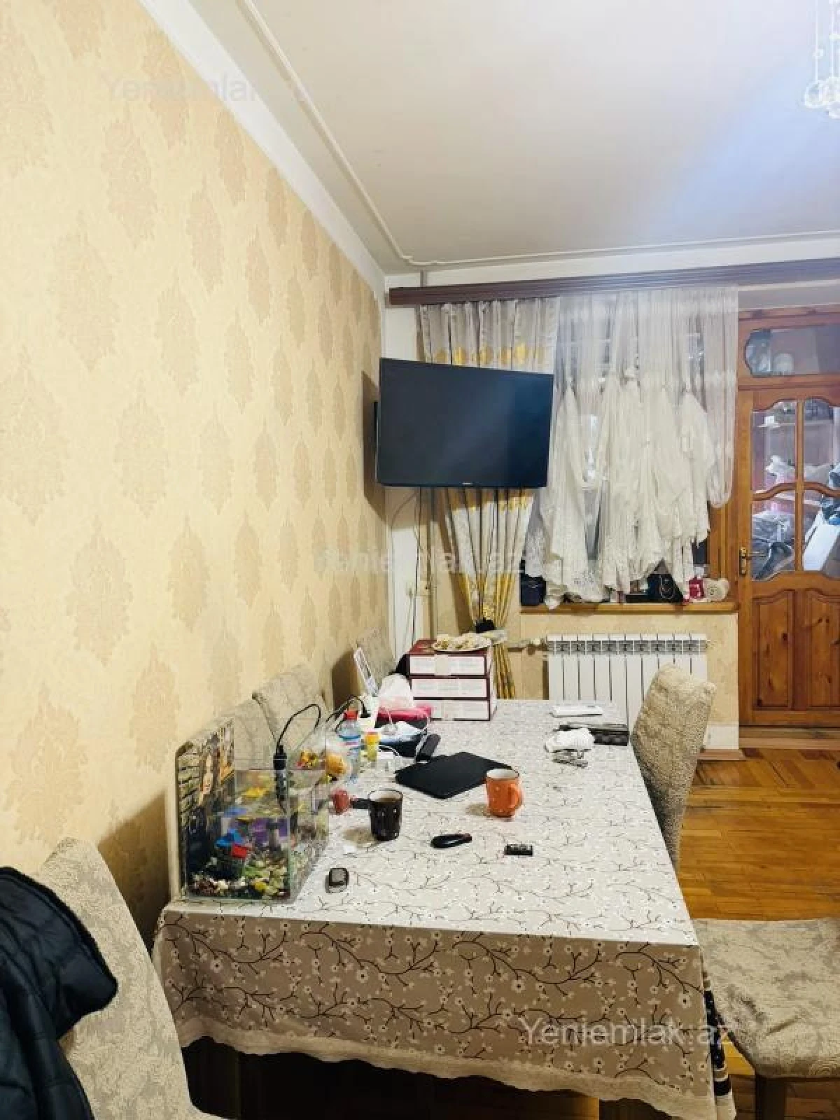 Satılır 2 otaqlı köhnə tikili 50 m²