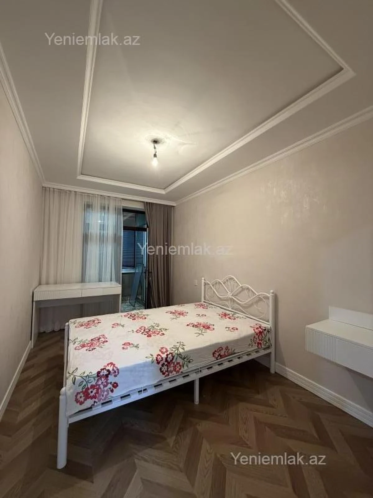 Satılır 3 otaqlı köhnə tikili 90 m²