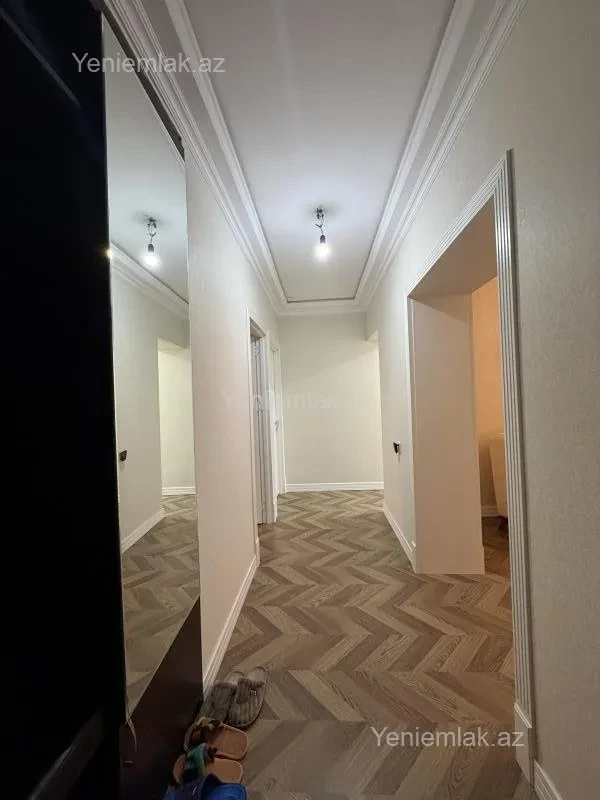 Satılır 3 otaqlı köhnə tikili 90 m²