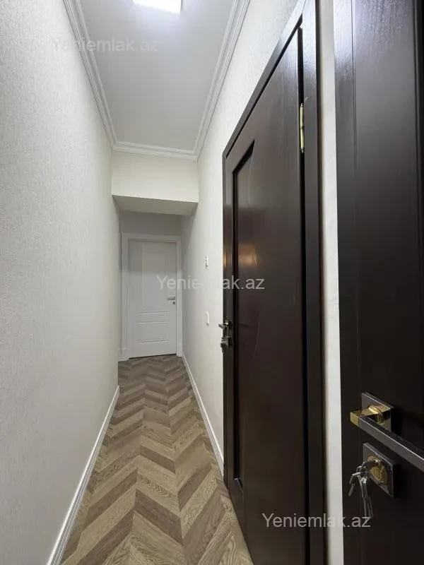 Satılır 3 otaqlı köhnə tikili 90 m²