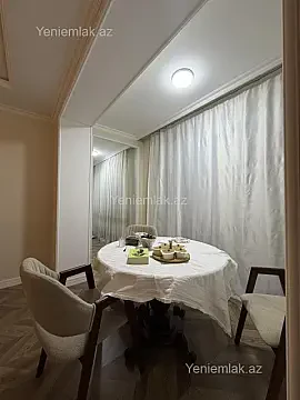 Satılır 3 otaqlı köhnə tikili 90 m²