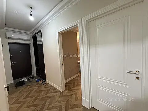 Satılır 3 otaqlı köhnə tikili 90 m²