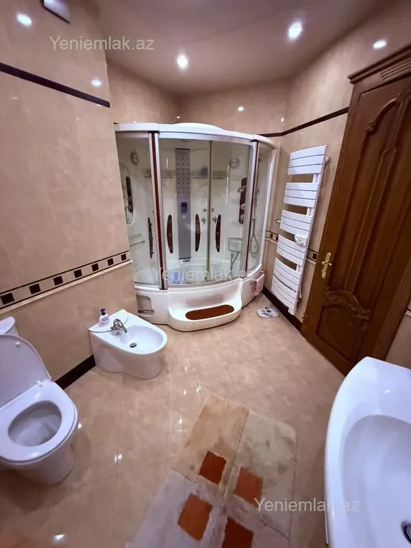 Satılır 5 otaqlı yeni tikili 260 m²